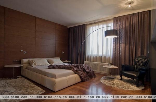 柔和典雅 保加利亚180平公寓设计
