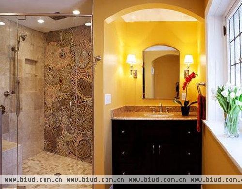 温馨小浴室设计 让色调为居室来加分