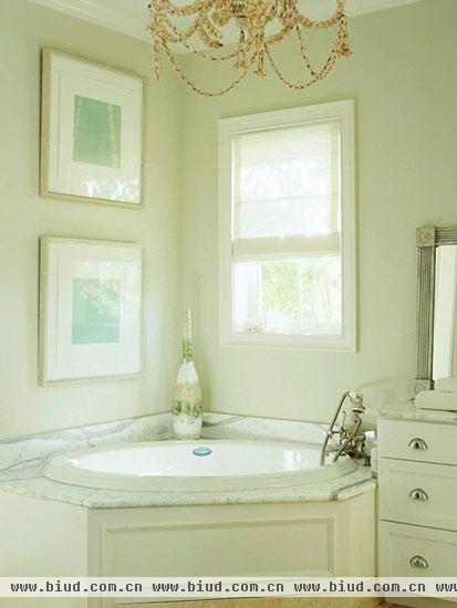 小空间浴缸设计 享受生活不分大小