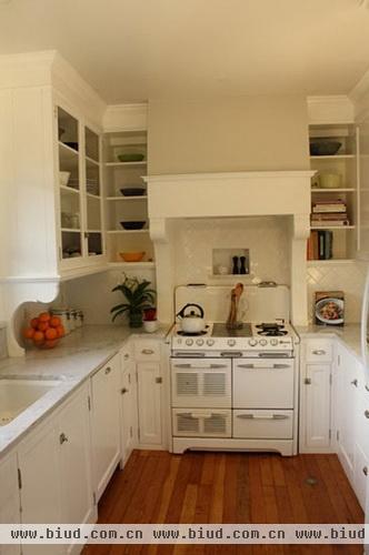 小户型简约厨房设计 教你如何扩容小空间(图)