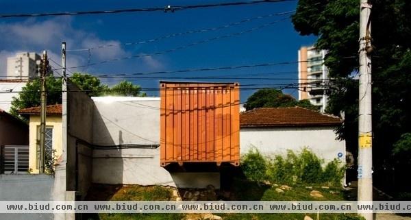 随性而演绎出来的美 巴西圣保罗涂鸦风格住宅