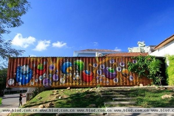 巴西圣保罗涂鸦风住宅 创意空间设计美宅(图)