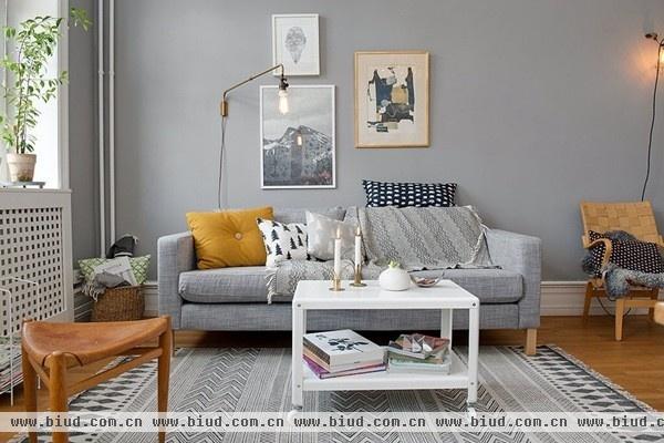 瑞典52平米古典公寓 素雅地板混搭现代风(图)