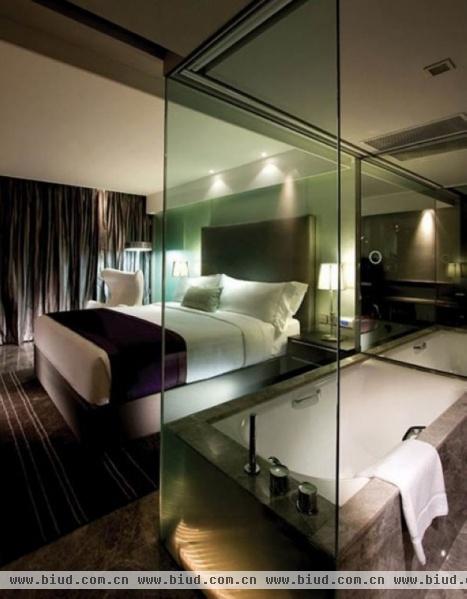 不一样的体验 18款超酷酒店式的卧室设计