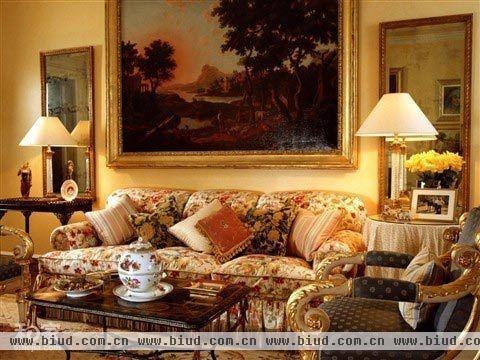 欧式古典客厅 营造优美而柔和的家居环境(图)
