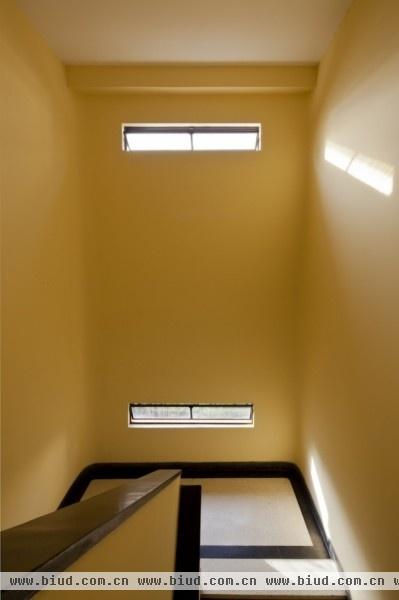 拼花地板带来温暖感 巴西119平复古公寓(图)