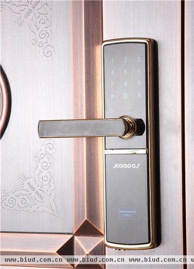 防盗门安全锁凯迪仕智能锁走进现代家庭