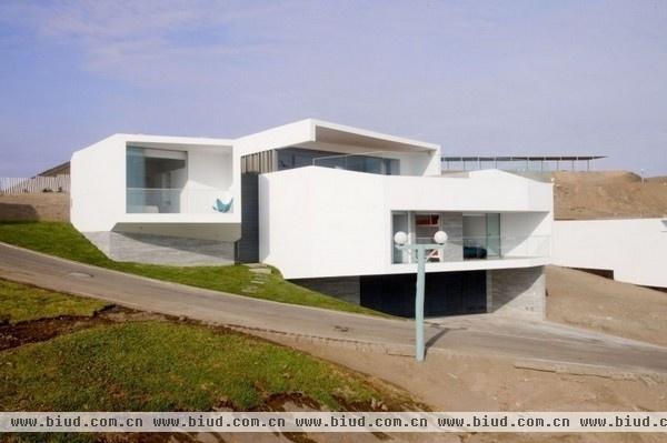 [生活空间]J4 house：俯瞰大海的秘鲁住宅(图)