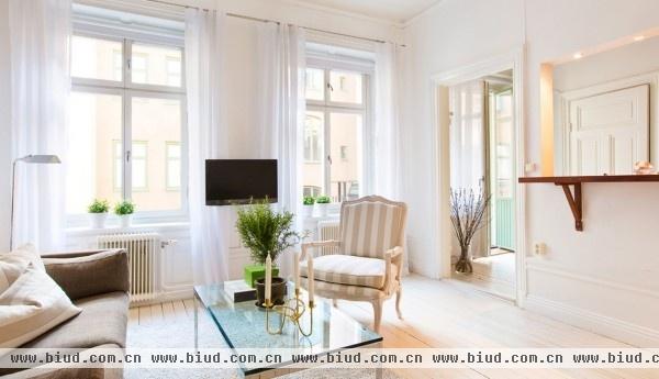 瑞典33平美型厨房公寓 长条地板塑造格局(图)
