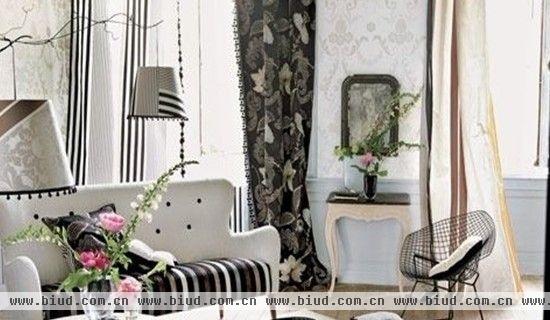 窗帘花款设计 打造如花客厅