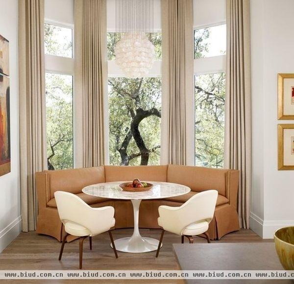 当代室内完美设计：郁金香桌椅 时尚大方(组图)
