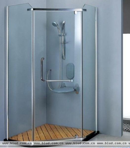 淋浴房日常保养方案 打造洁净卫浴空间
