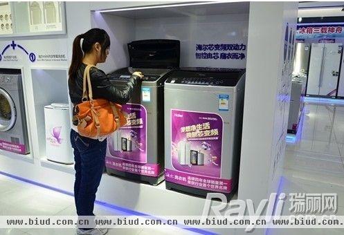 “双季”催热洗衣机市场 七成用户首选智能大容量