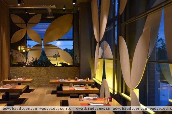 注入温馨 意大利Sushi Ono日式餐厅设计(图)