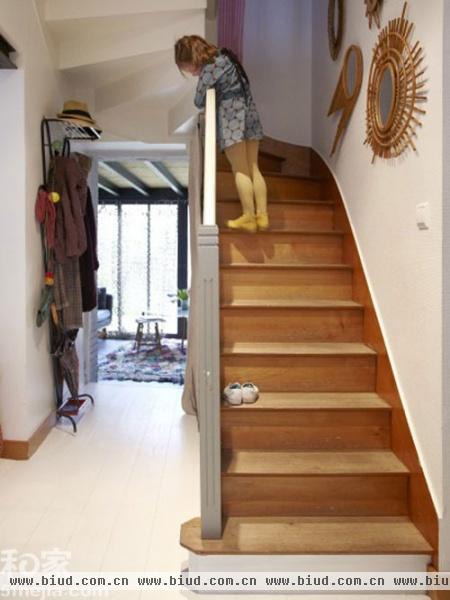 跃层楼梯木地板铺装 必看小建议分享