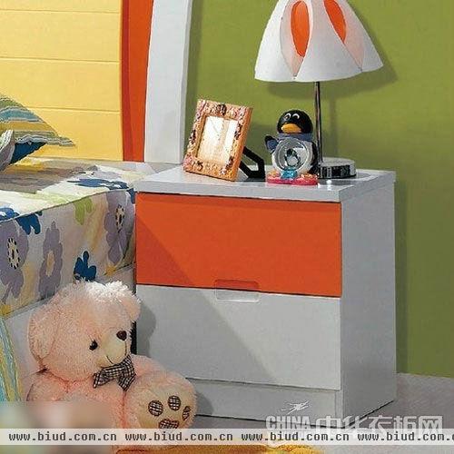 现代简约儿童床头柜