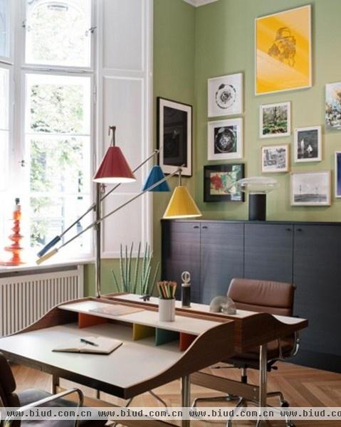 柏林彩色艺术公寓 经典中的色彩相容