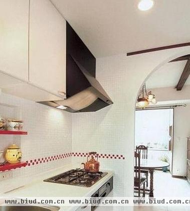 简约式厨房装修 7款时尚样板房案例设计(图)
