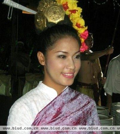 探秘泰国“美人窝”：金三角大毒枭的女人