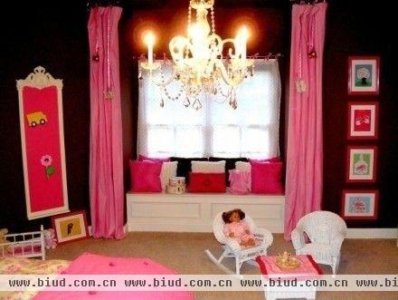 粉红王国 学王诗龄家打造小女孩最爱的公主房