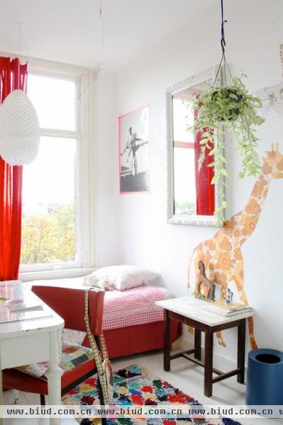 糖色彩+明亮采光 荷兰家具设计师130平公寓