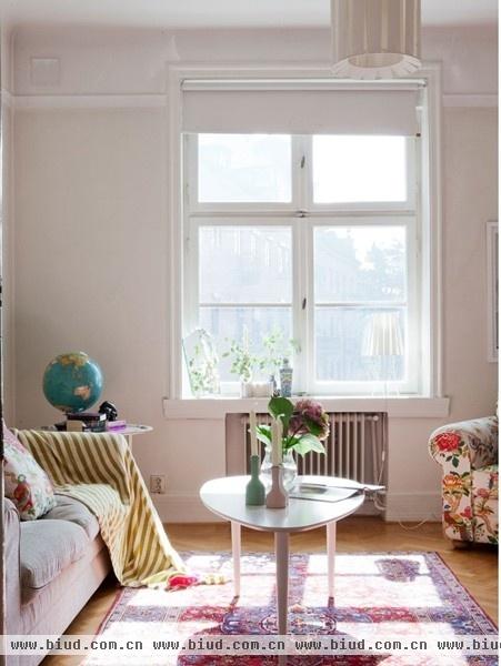 瑞典42平米轻熟女公寓 粉白色营造女性浪漫