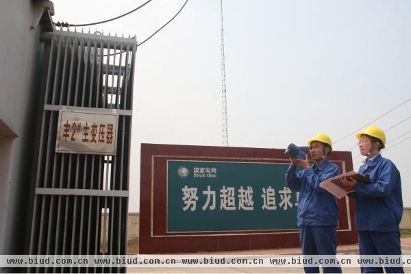 安阳县电业管理公司开展设备测温巡视工作