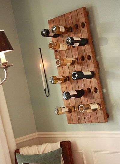 【CASE3:挂于墙壁的木板酒架】