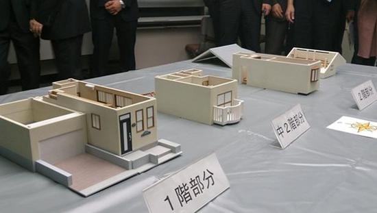 日本警官用利用3D住宅模型破案