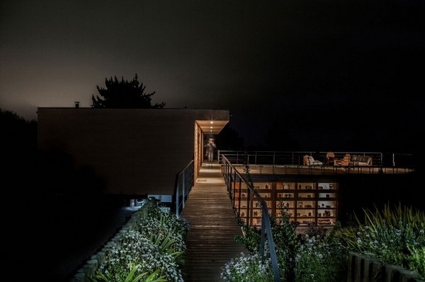 坐享自然风光 智利的现代花园别墅(组图)