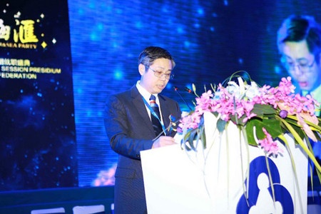 中国家居品牌联盟荣誉创会主席黄敏利先生致欢迎词