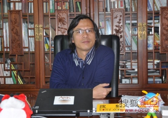 安信伟光（上海）木材有限公司董事长、首席执行官卢伟光