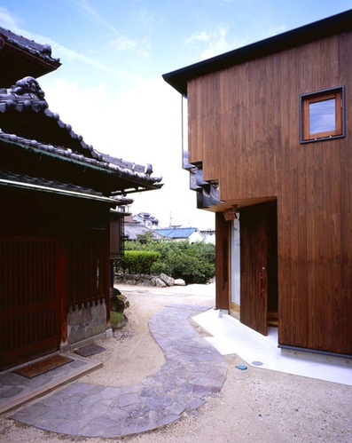 日本书房设计：被书香与木板包围的幸福生活