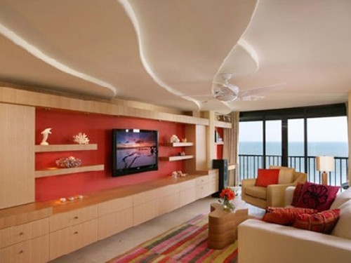 温润实用 木质收纳型客厅电视墙装修