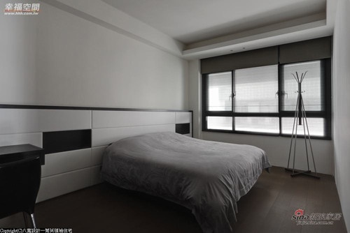 所属作品：【高清】122平令人着迷的舒适生活动线 居室：三居 风格：现代