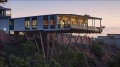 澳大利亚一房屋建于悬崖边沿寻大胆买家