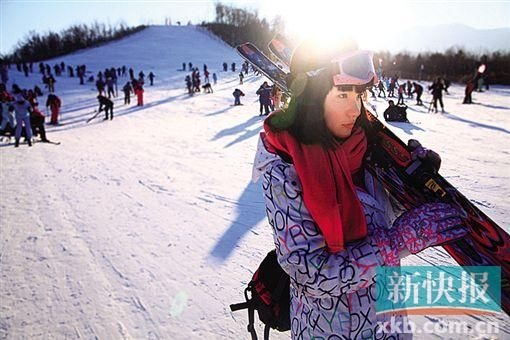 跟爸爸妈妈去哪儿? 雪乡童话白色之旅