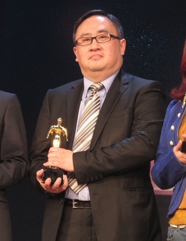SM中国区总部首席执行官 Gary Yeo代表SM领奖