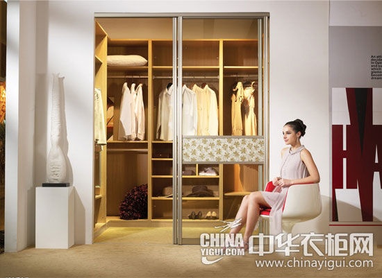 传统文化在回归 衣柜可利用中国元素打差异牌