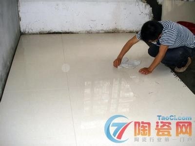 地板砖施工要细心 保证质量减少浪费