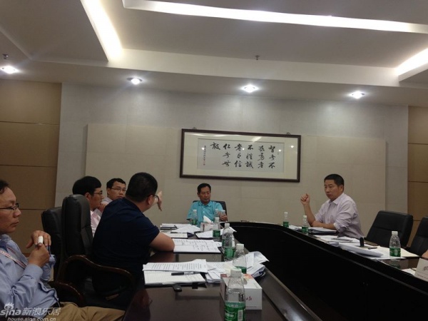 新明珠陶瓷集团在三水工业园召开2014年环保工作现场办公会议