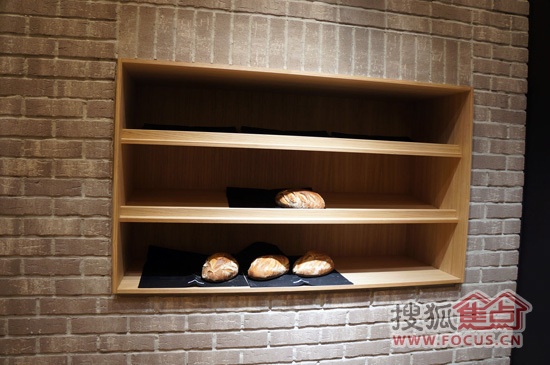 2014米兰展精彩看点：嘉格纳厨房新品 面包橱