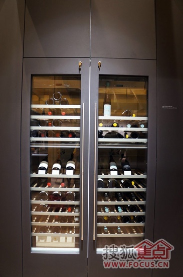 2014米兰展精彩看点：嘉格纳厨房新品 酒柜