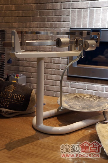 2014米兰展精彩看点：嘉格纳厨房新品 称重器