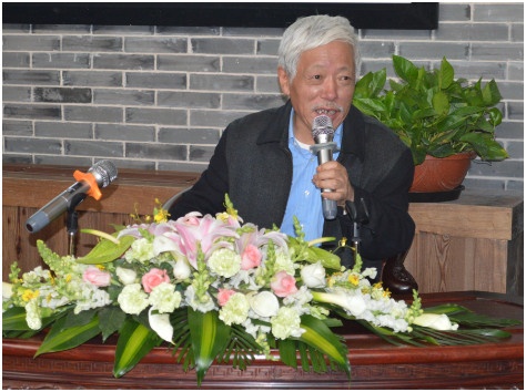 上海收藏协会会长吴少华先生发表讲话