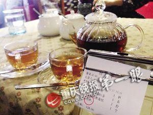 两岸咖啡表叔茶餐厅被市民投诉 涉嫌乱收费