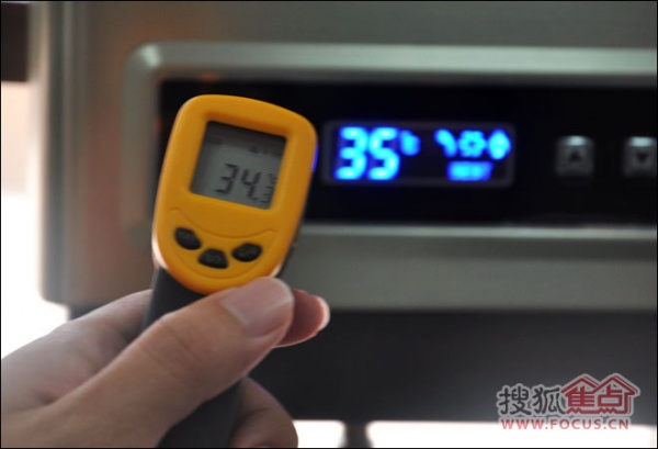 温度设置为35℃，出水温度显示为34.3℃