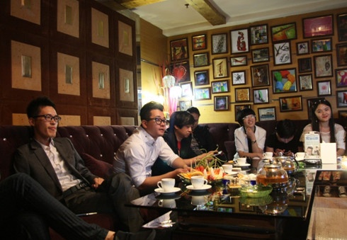 知名设计师李宝华、吴巍、陈伟（从左到右）等参与米兰游学分享活动