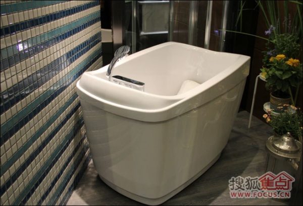 2014上海国际厨卫展阿波罗卫浴迷你缸系列