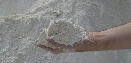意大利IMOLA陶瓷优质原材料——意大利白瓷土